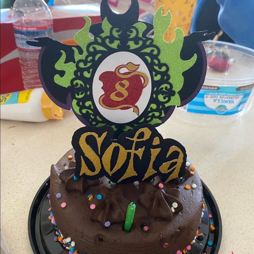 Personalized items - Picture 3 of 9